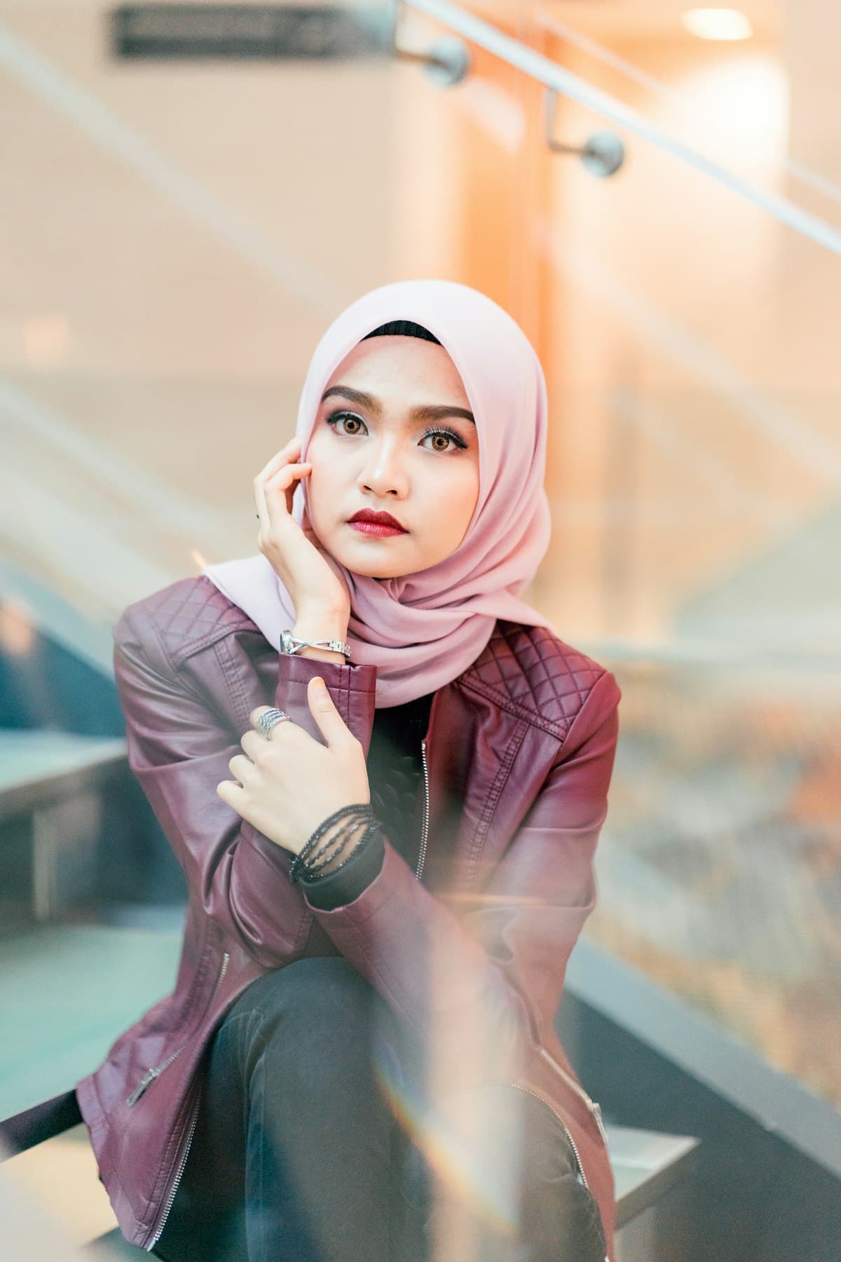 Abaya Colour Guide: Beyond Black — How to Wear Coloured Abayas